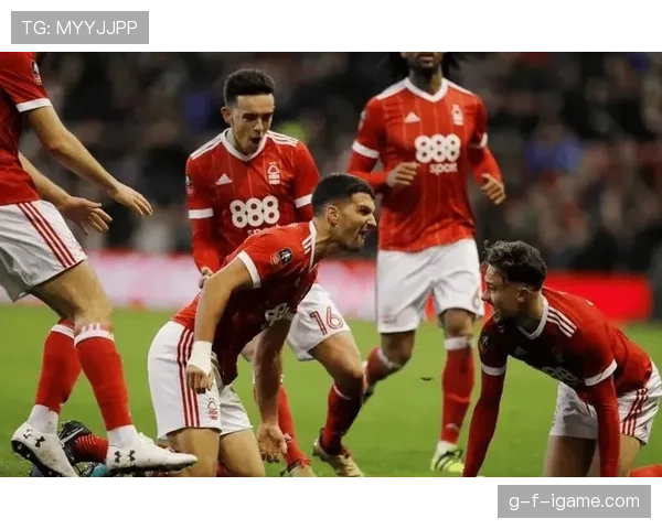 维拉主场对阵曼联,争夺英超关键积分的比赛前景分析 维拉主场对阵曼联,争夺英超关键积分的比赛前景分析