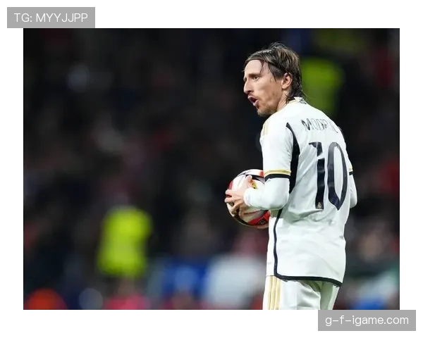 莫德里奇38岁还在跑，皇马中场怎么像装了永动机？